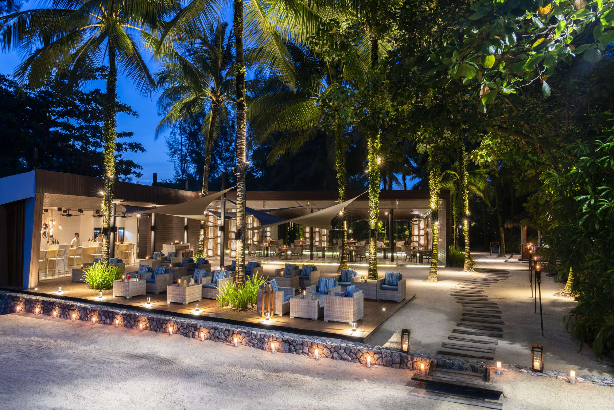 The Sarojin in Khao Lak:  Thailand The Sarojin Beach Bar