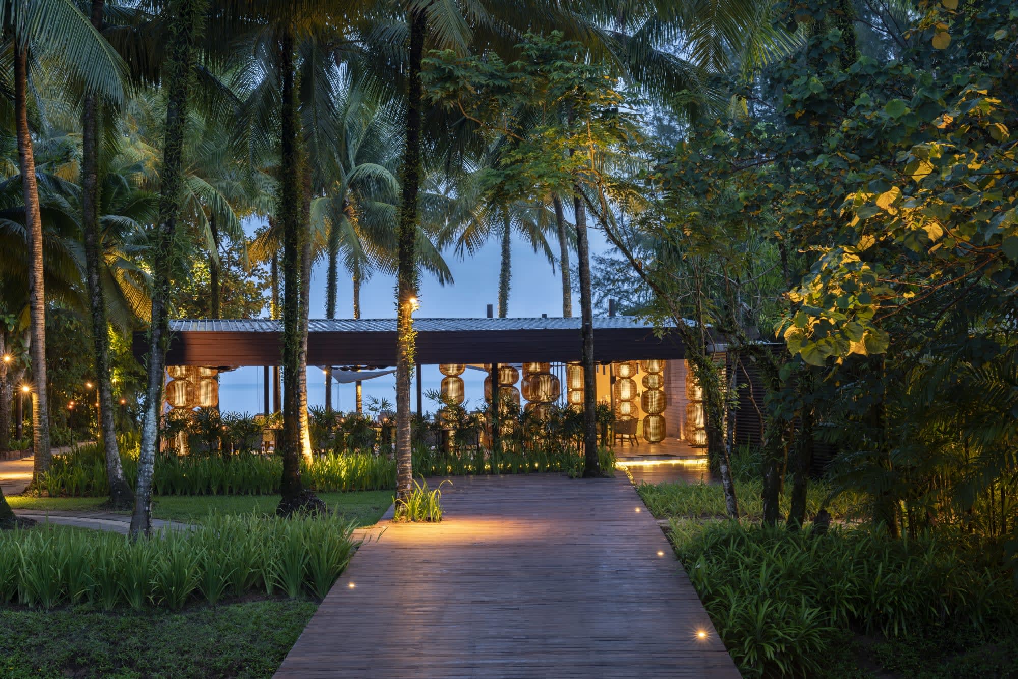 The Sarojin in Khao Lak:  Thailand The Sarojin Edge Restaurant