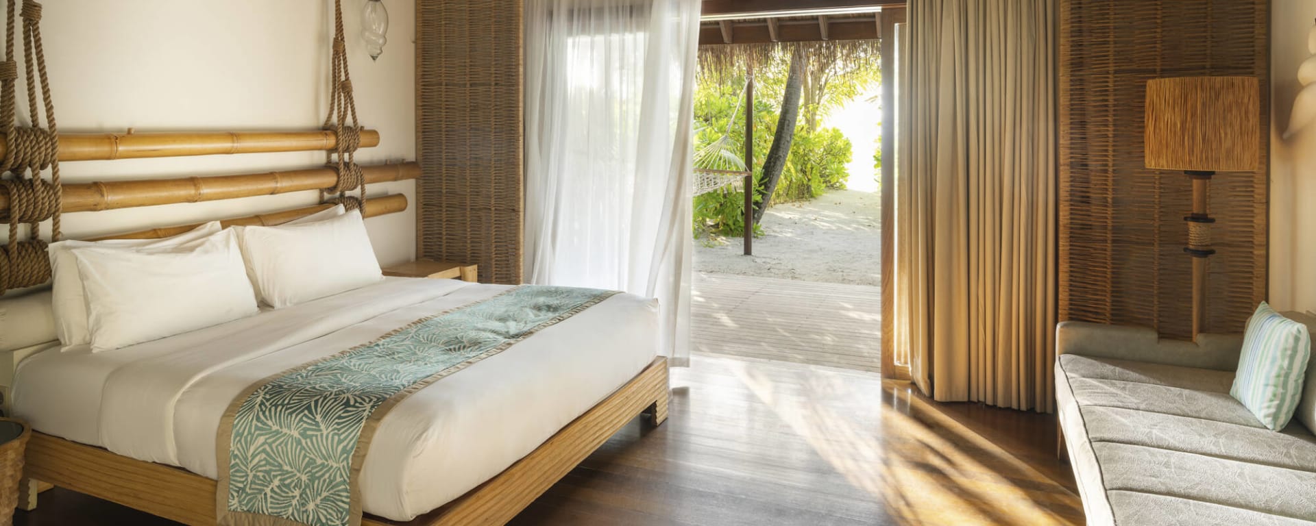 Constance Moofushi Maldives in Malediven: Constance Moofushi Maldives - Strandvilla