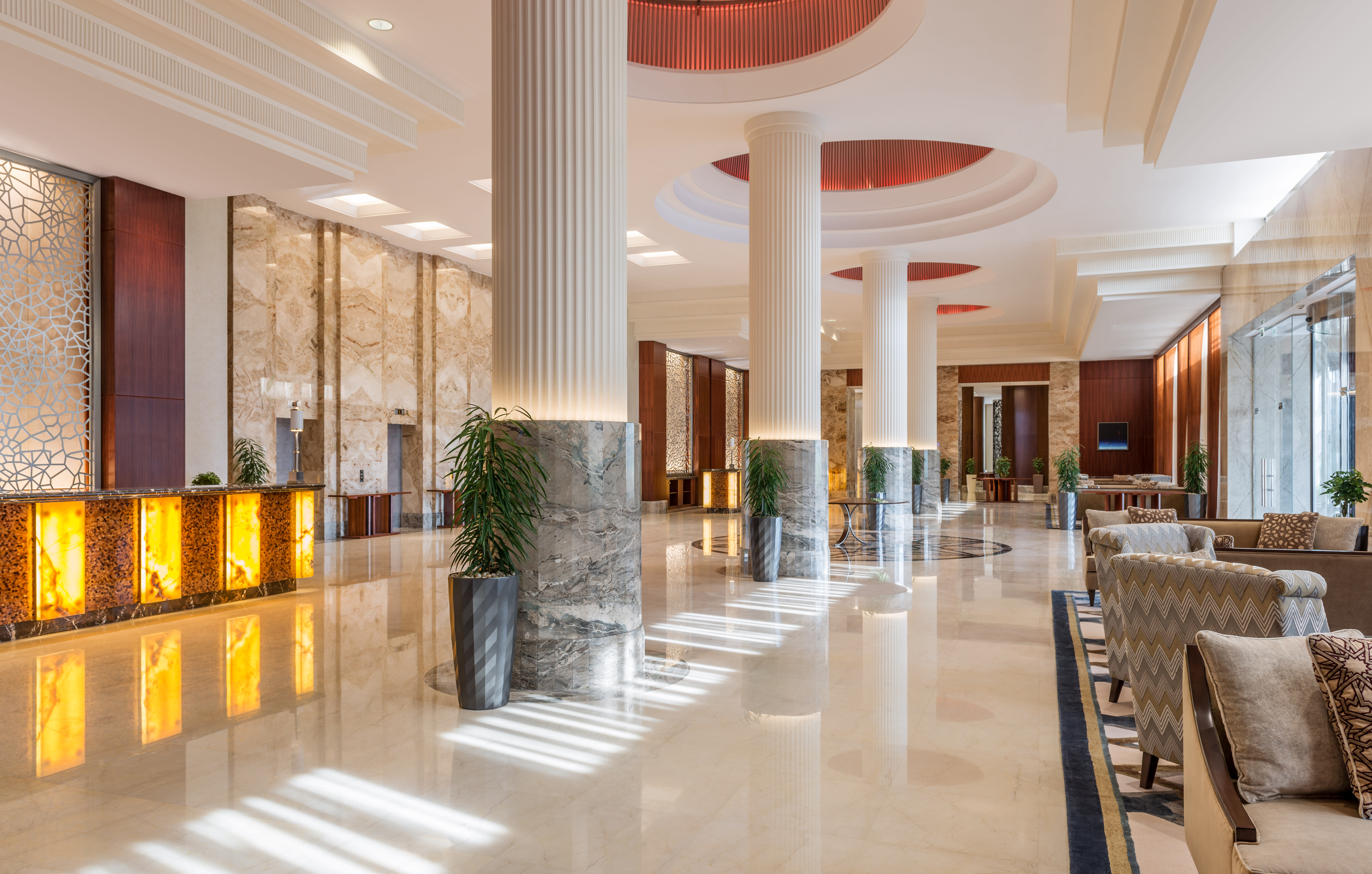 Sheraton Oman in Muscat: Muscat Sheraton Oman Lobby