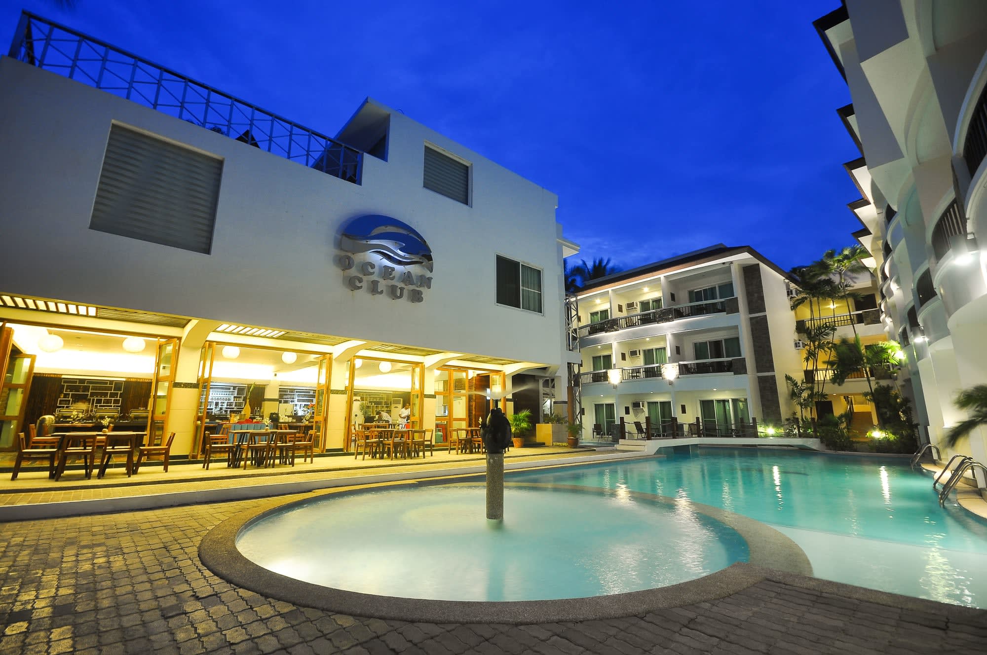 Boracay Ocean Club:  Boracay Ocean Club Pool