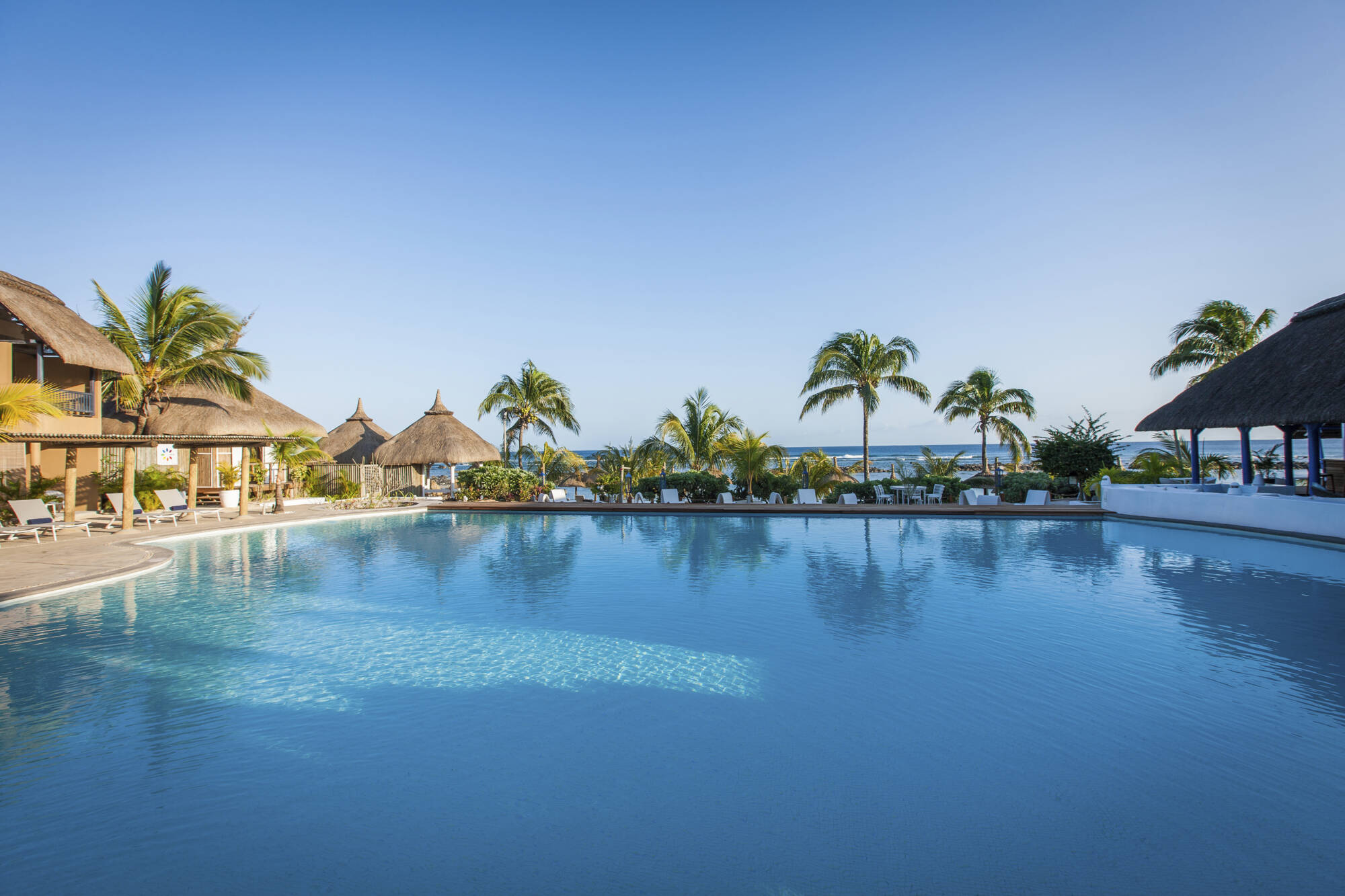 Veranda Pointe aux Biches Hotel in Nord | Nordwesten:  Mauritius Veranda Pointe aux Biches Pool