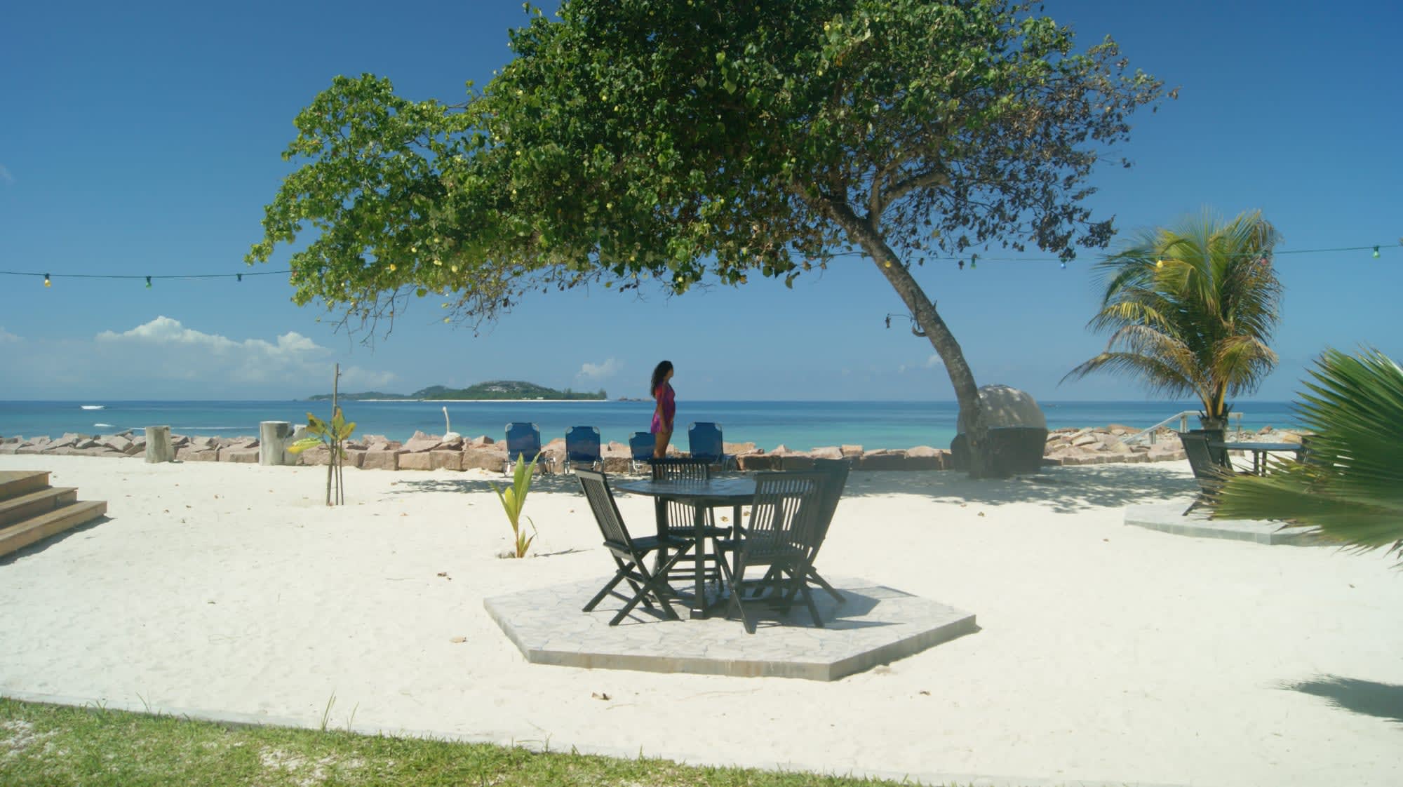 The Islander's Hotel in Praslin: Seychellen The Islanders Hotel Strand