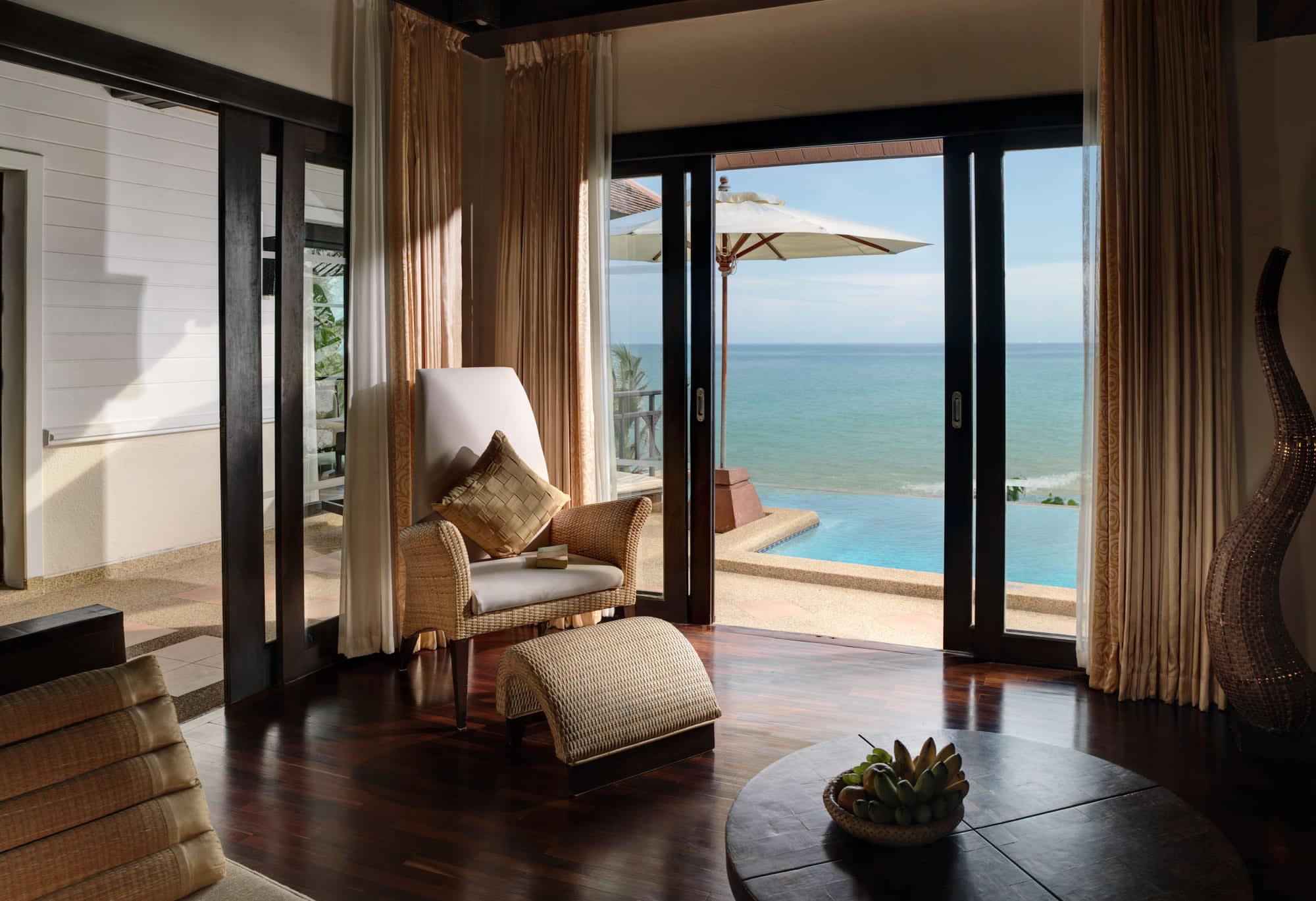 Rawi Warin Resort & Spa in Ko Lanta: Thailand Rawi Warin Resort and Spa Sunset Pool