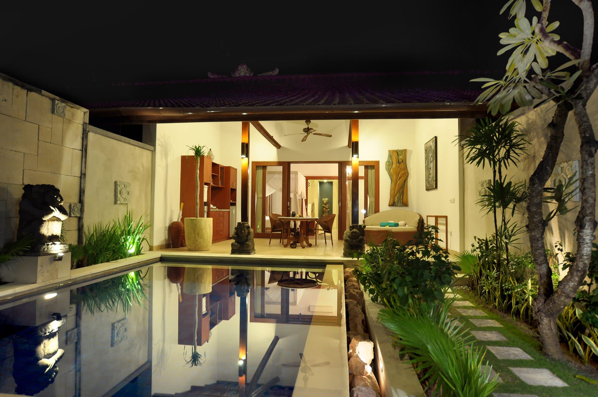 Puri Mas Beach Resort in Lombok: Puri Mas Beach Resort - Pool
