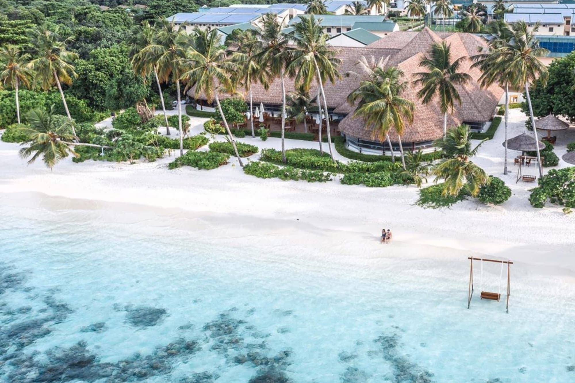 Reethi Faru Resort in Malediven: Malediven Reethi Faru Resort Strand