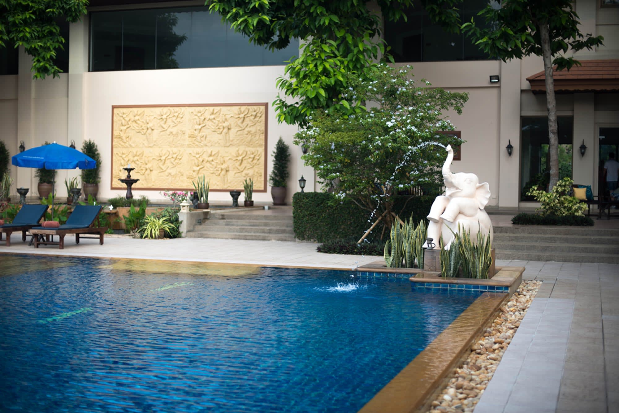 The Imperial River House Resort in Chiang Rai:  Chiang Rai The Imperial River House Resort Pool