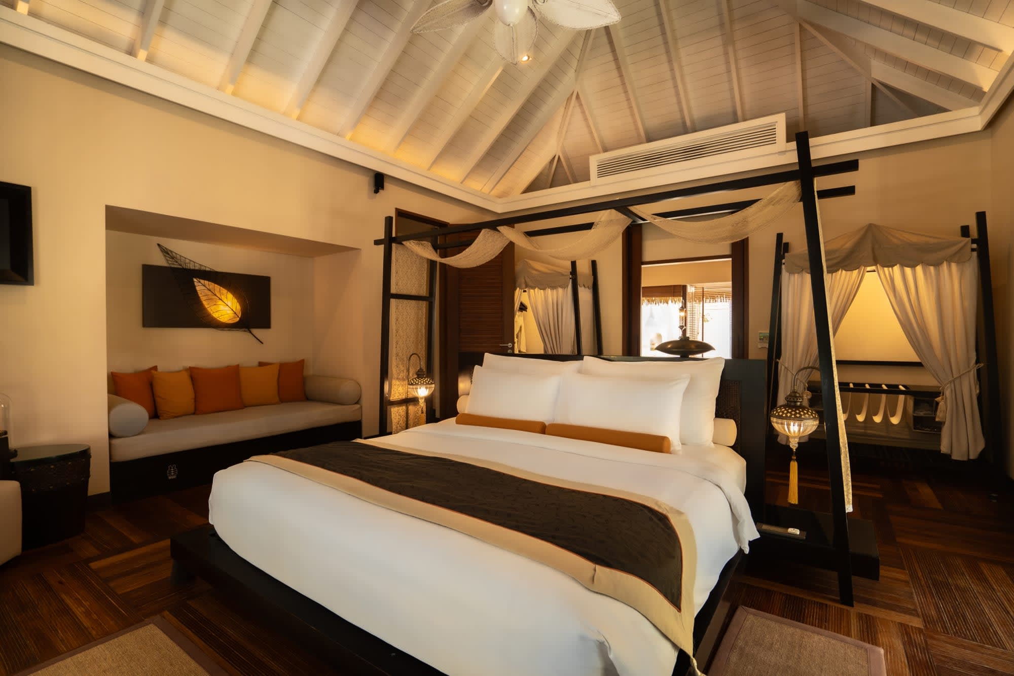 AYADA Maldives in Malediven:  AYADA Maldives - Beach Family