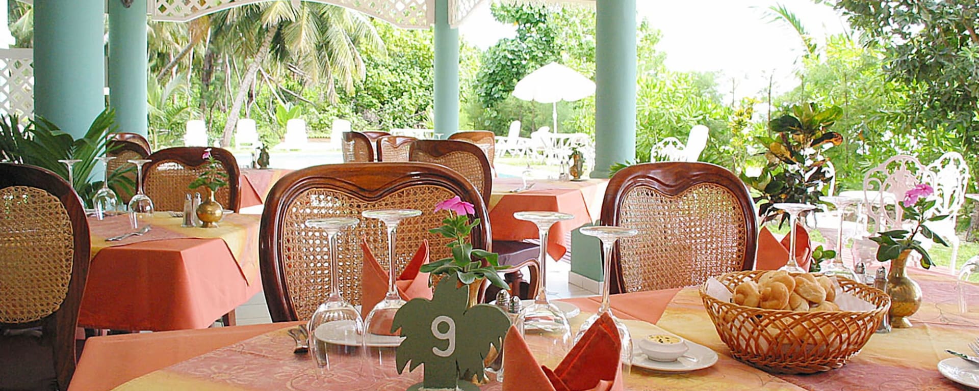 Palm Beach Hotel in Praslin: Seychellen Palm Beach Hotel Restaurant