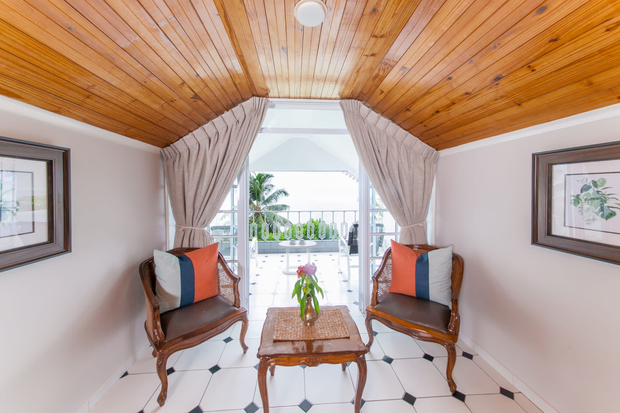 Palm Beach Hotel in Praslin: Palm Beach Hotel - Deluxe Zimmer Balkon