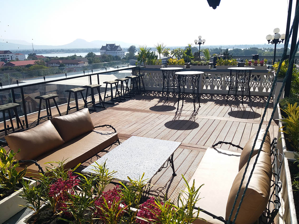 Pakse Hotel:  Pakse Pakse Hotel Dachterrasse