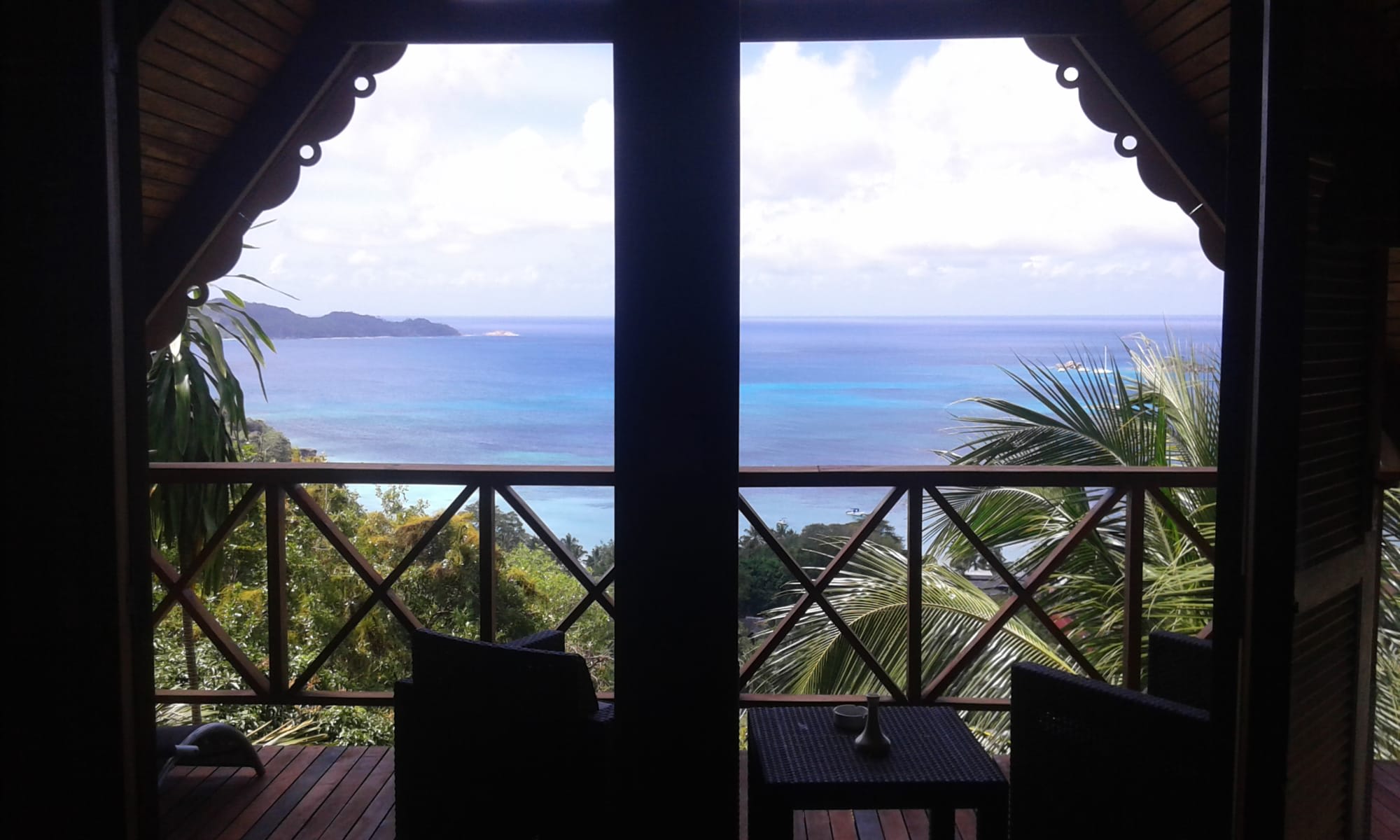 Mango Lodge in Praslin:  Mango Lodge - Ausblick