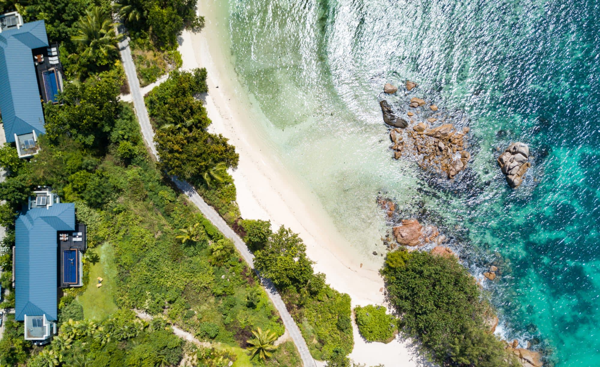 Raffles Seychelles in Praslin:  Raffles Seychellen Luftaufnahme