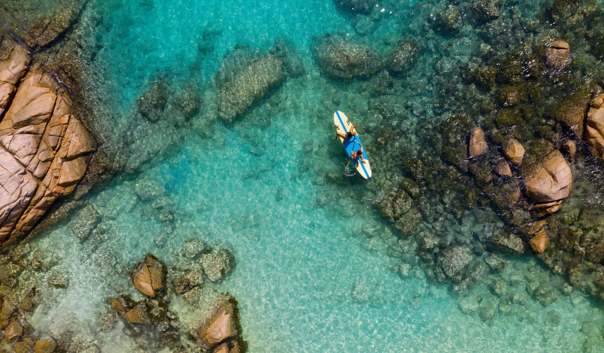 Raffles Seychelles in Praslin:  Raffles Seychellen Paddle Boarding