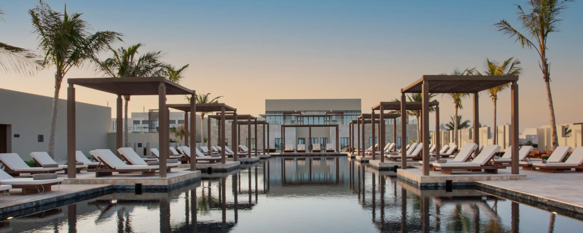 Alila Hinu Bay in Salalah:  Oman Alila Hinu Bay Swimmingpool