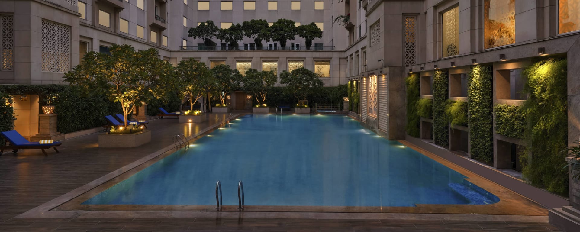 Lemon Tree Premier Aerocity in Delhi: Delhi Lemon Tree Premier Pool