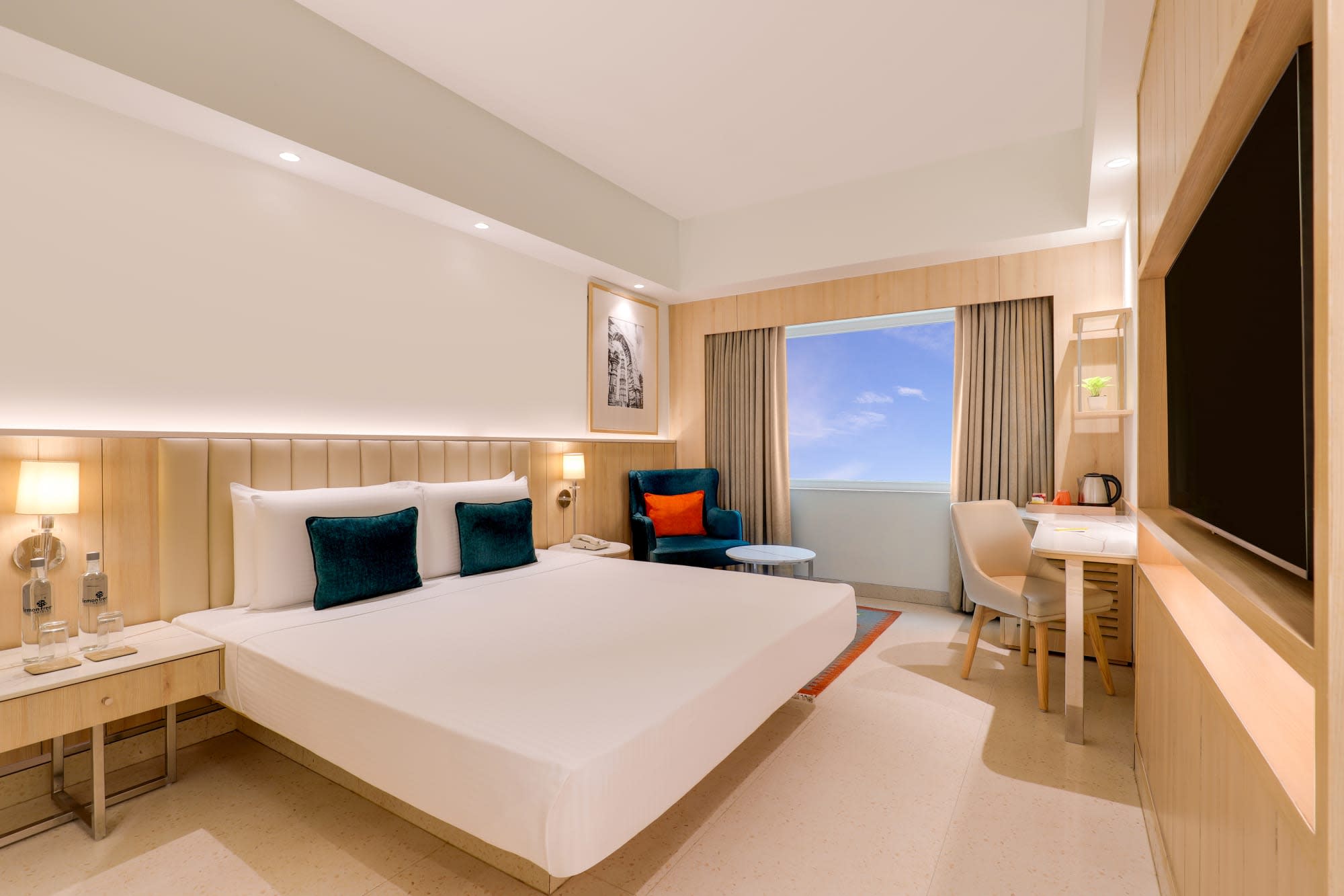Lemon Tree Premier Aerocity in Delhi: Delhi Lemon Tree Premier Business Zimmer
