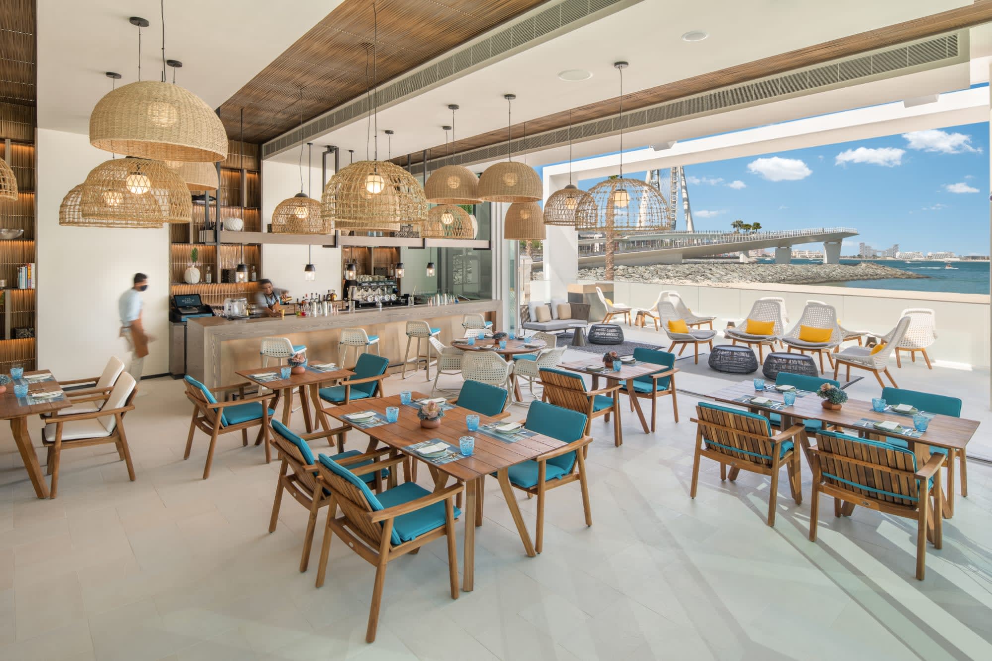 Address Beach Resort Fujairah: Address Beach Resort Fujairah Beach Bar and Grill