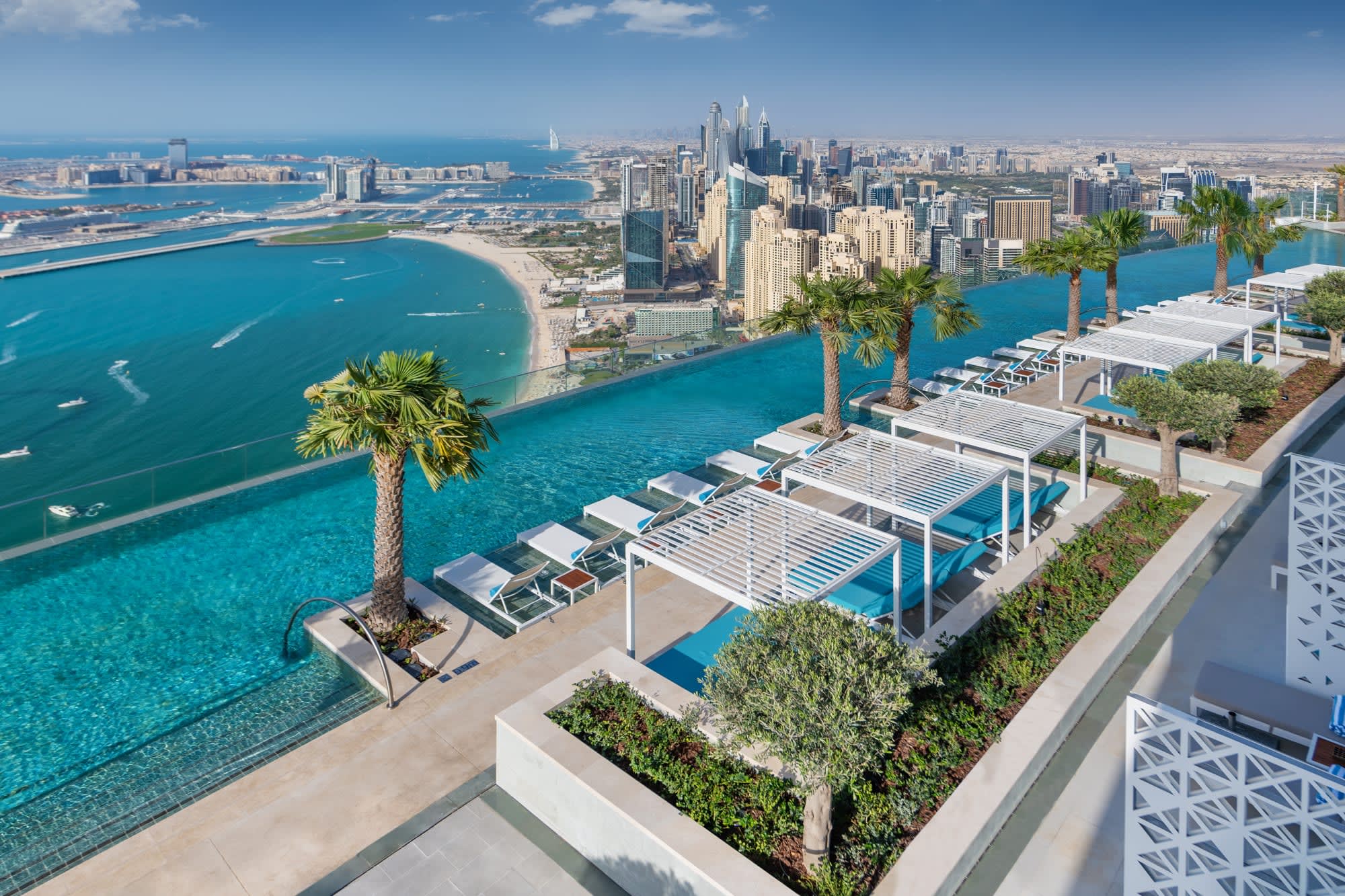 Address Beach Resort in Dubai: Address Beach Resort Pool