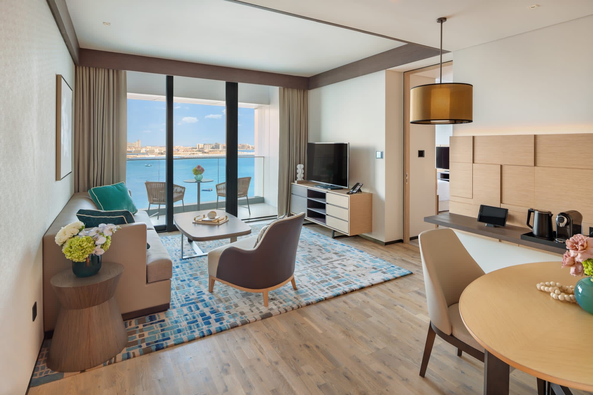 Address Beach Resort Fujairah: Address Beach Resort Fujairah Deluxe Suite