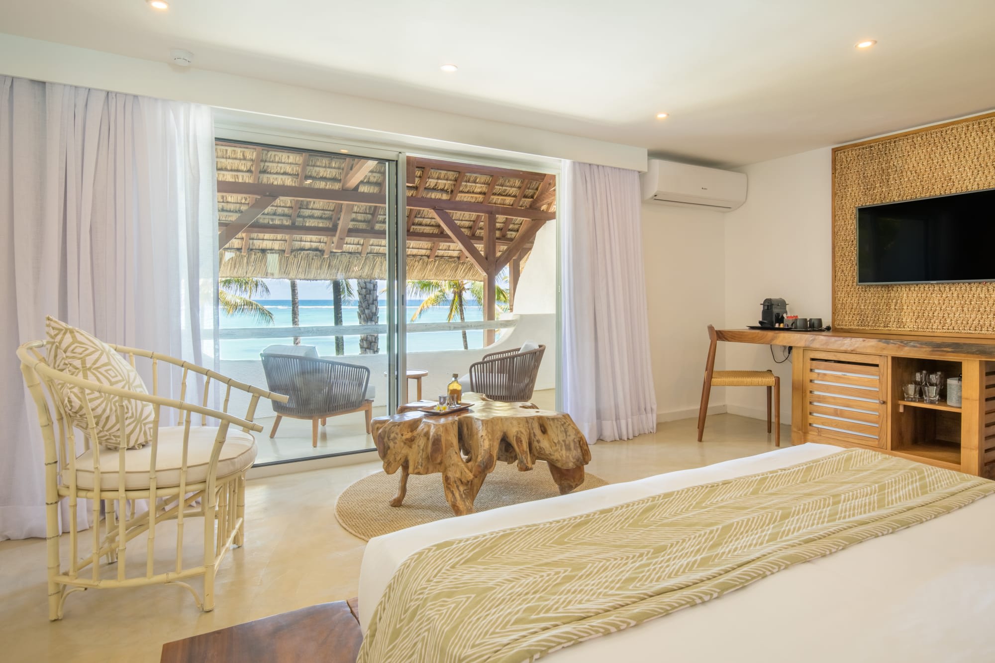 Seasense Boutique Hotel & Spa in Osten: Mauritius Seasense Boutique Hotel and Spa Junior. Suite