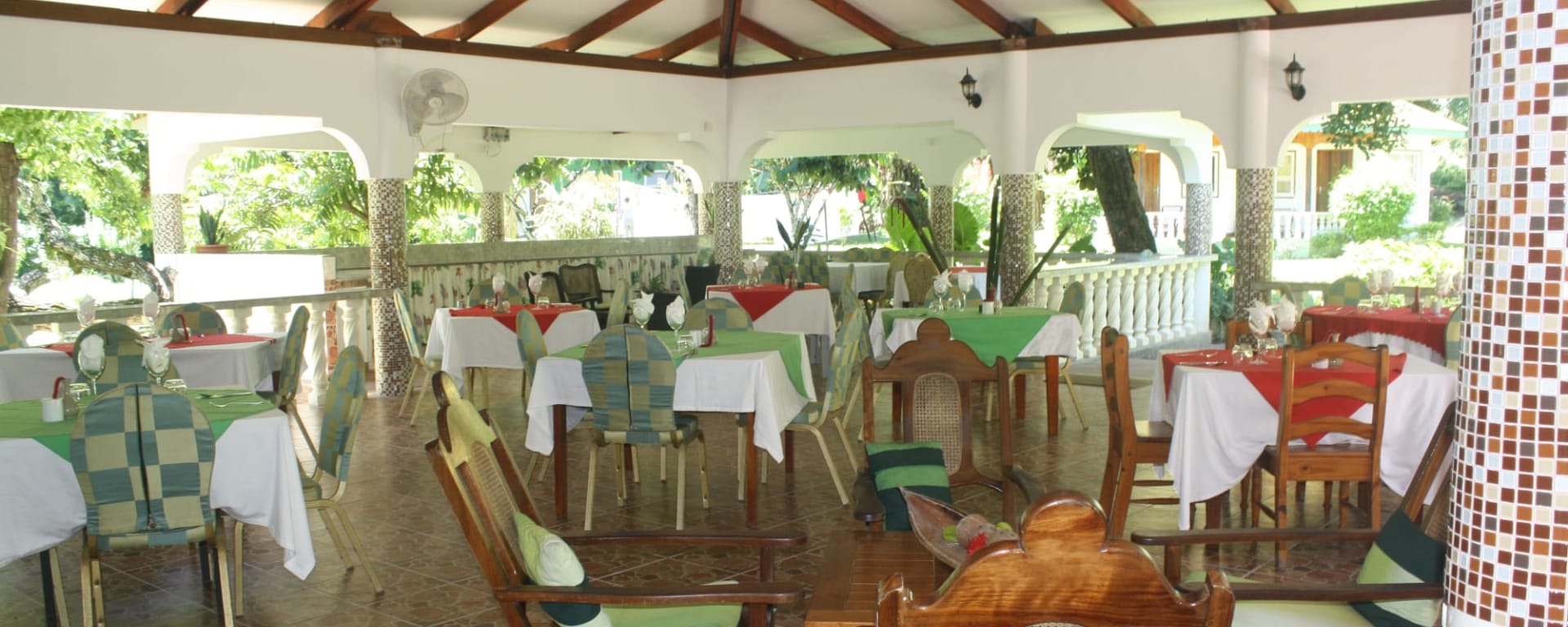 Chalets Bamboo Vert in La Digue: La Digue Chalet Bamboo Vert Restaurant