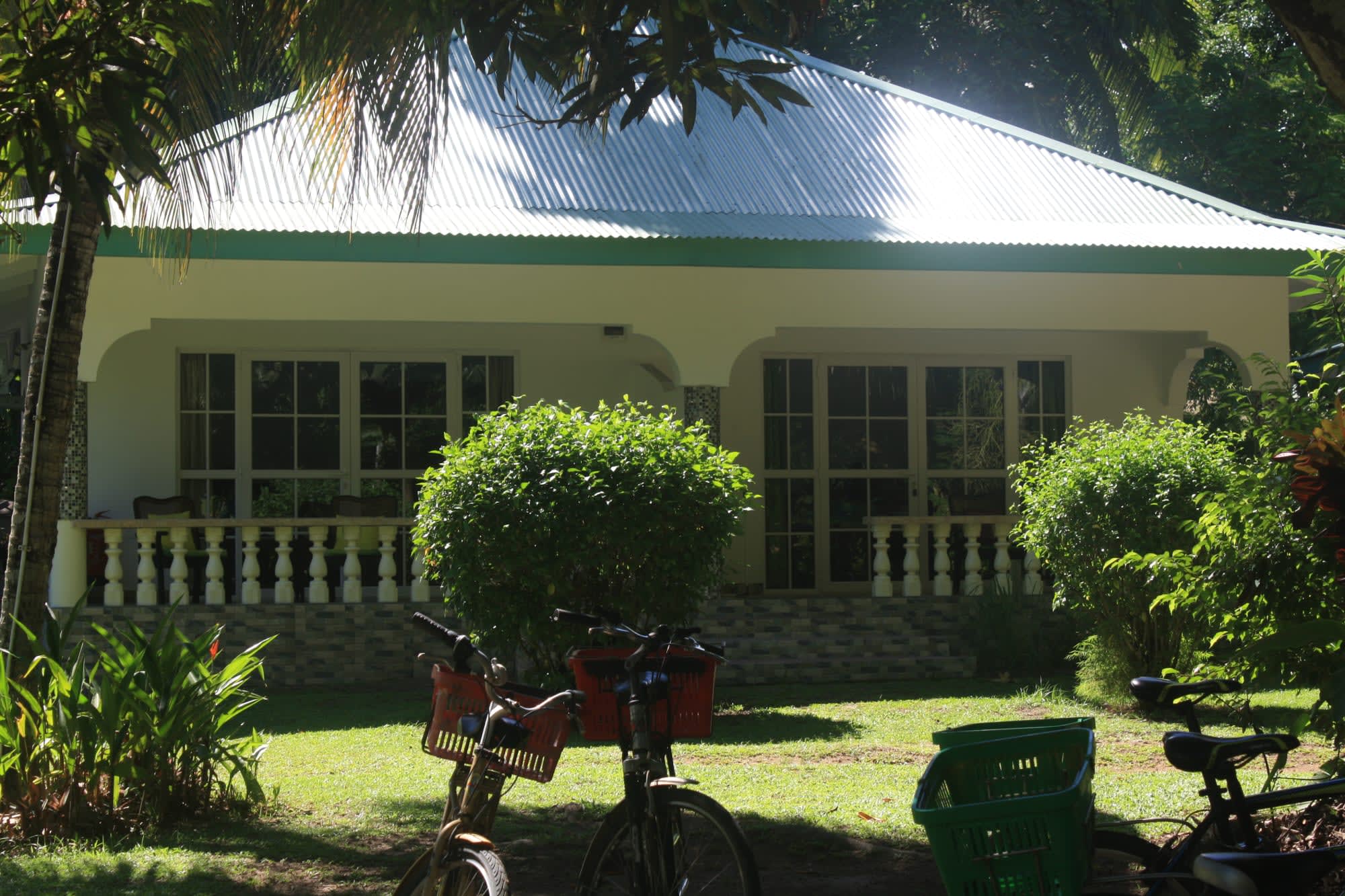 Chalets Bamboo Vert in La Digue: La Digue Chalet Bamboo Vert Superior Chalets