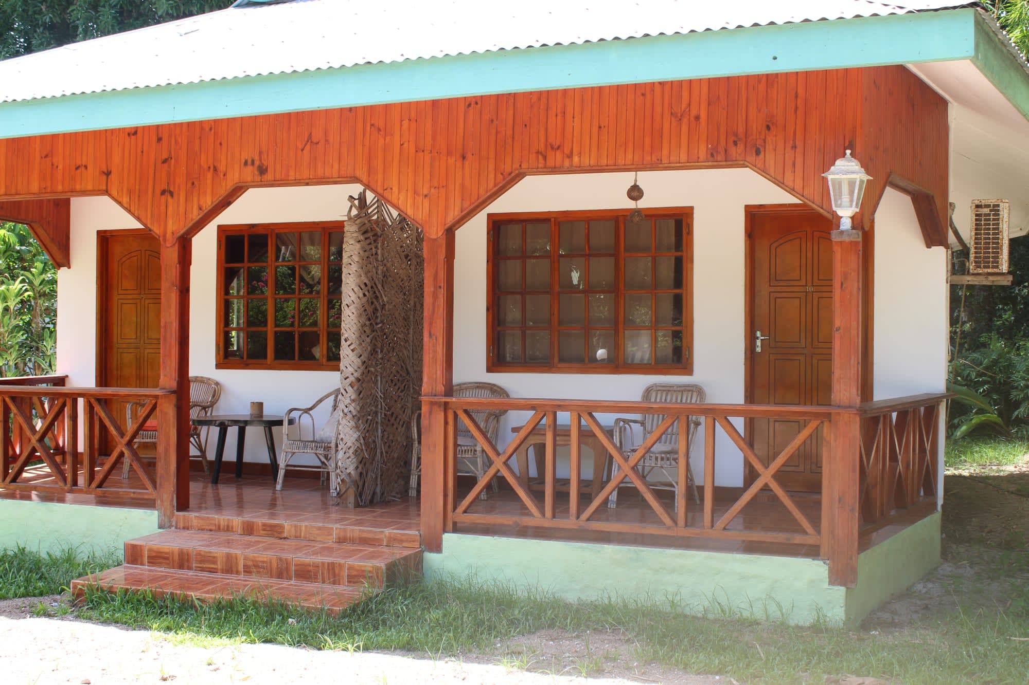 Chalets Bamboo Vert in La Digue: La Digue Chalet Bamboo Vert Standard Chalets