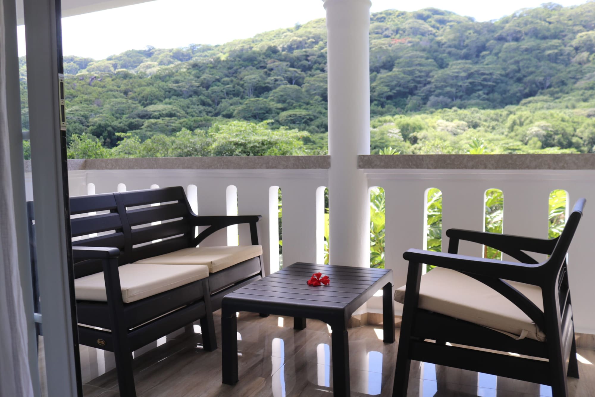 Mountain View Hotel in La Digue: Seychellen Mountain View Hotel