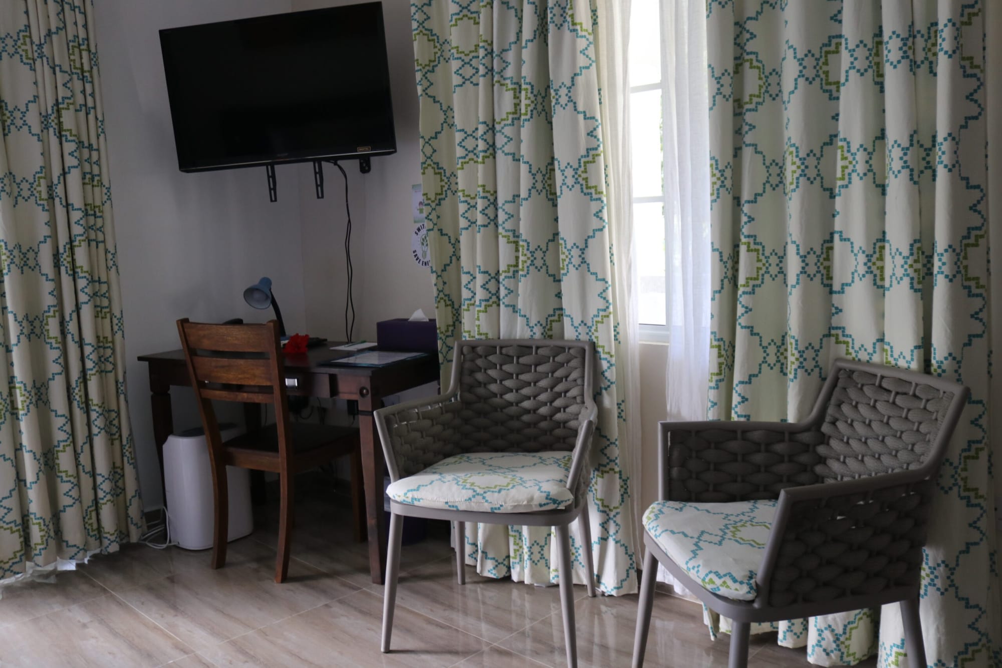 Mountain View Hotel in La Digue: Seychellen Mountain View Hotel Standardzimmer