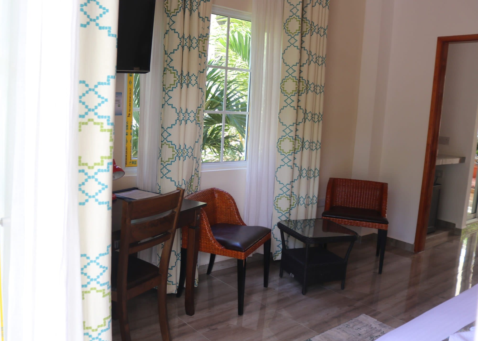 Mountain View Hotel in La Digue: Seychellen Mountain View Hotel Familienzimmer