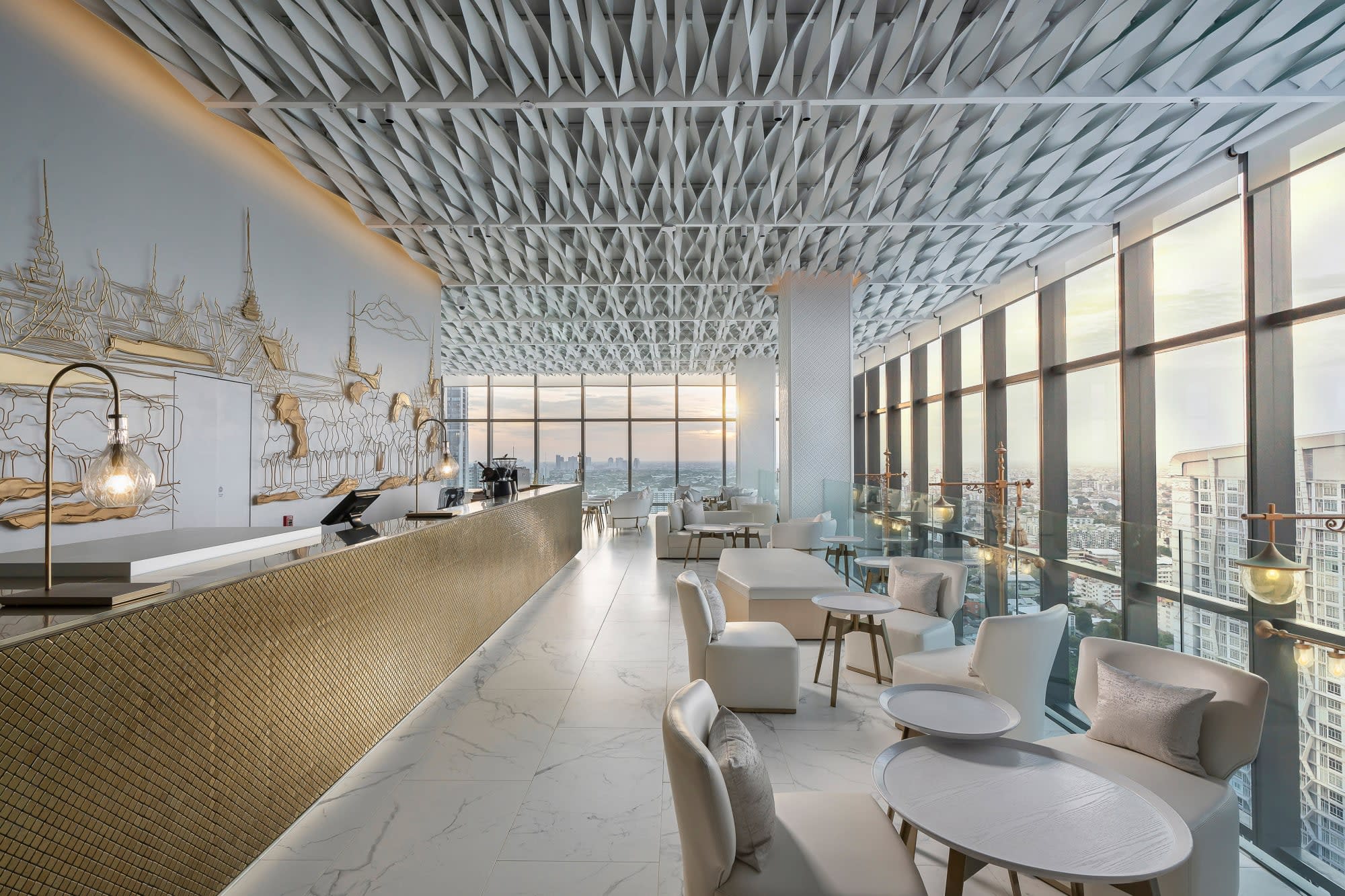 INNSiDE by Melia Bangkok Sukhumvit: Innside by Melia Bangkok Lobby Reception Sunrise