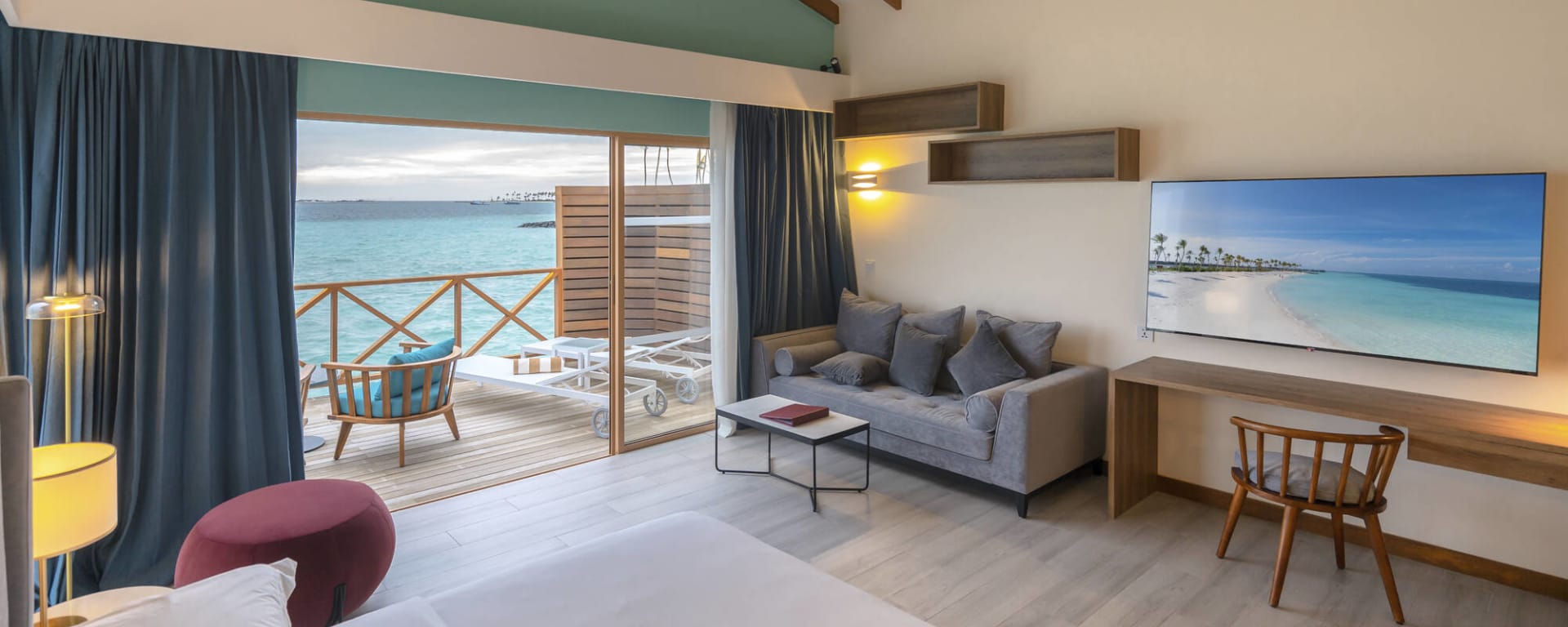 Joy Island Maldives in Malediven: Malediven Joy Island Lagoon Suite