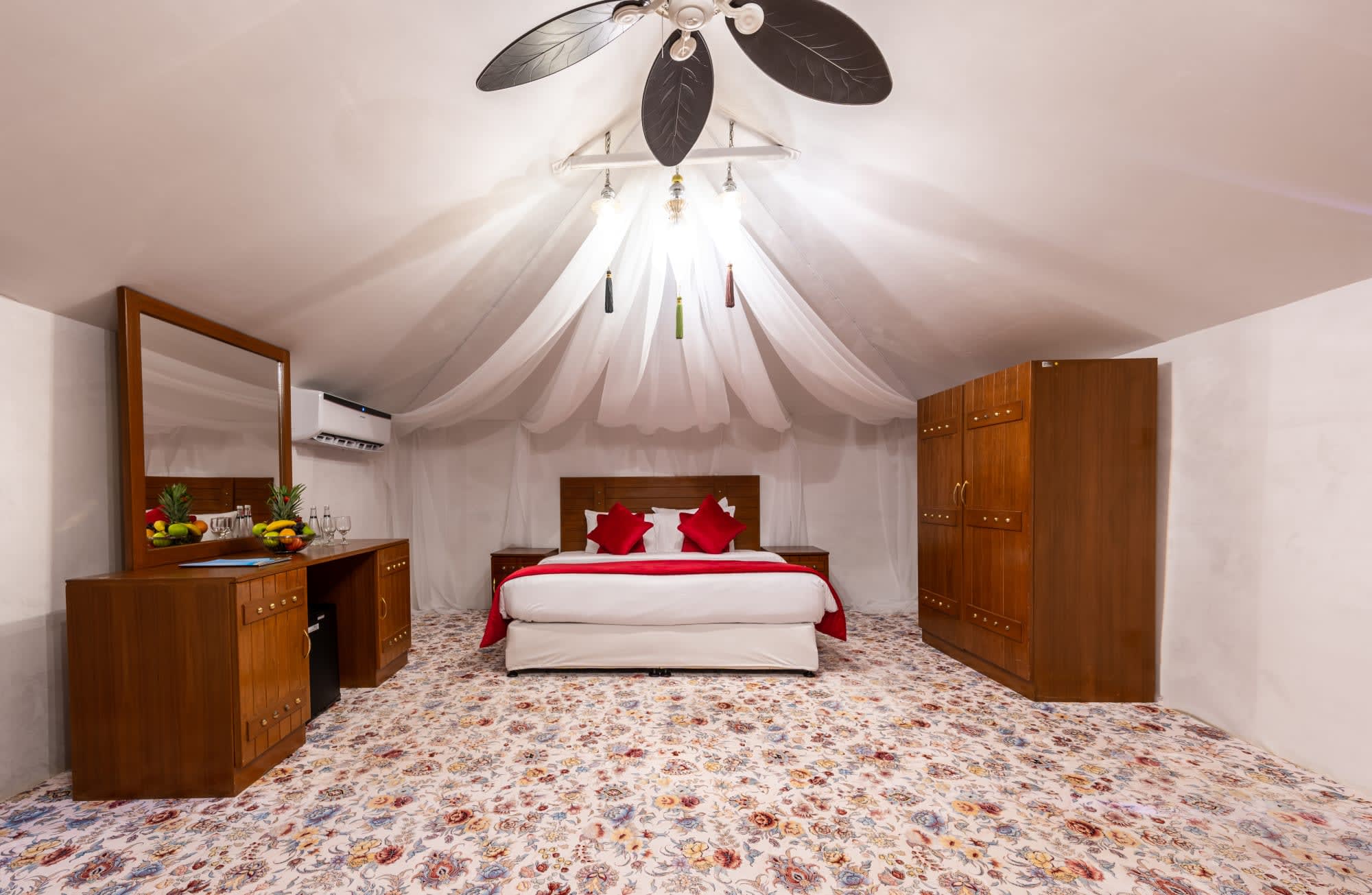 Regency Sealine Camp in Doha: Qatar Regency Sealine Camp Wohnbeispiel