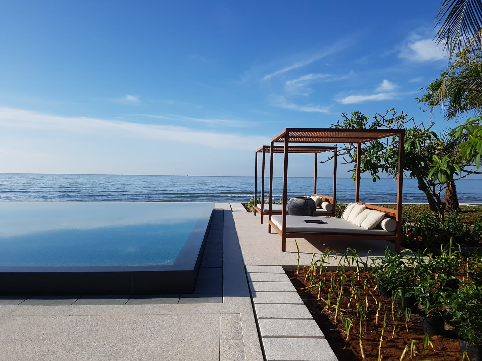 Azerai Ke Ga Bay in Phan Thiet: Vietnam Azerai Ke Ga Bay Pool Ambiente