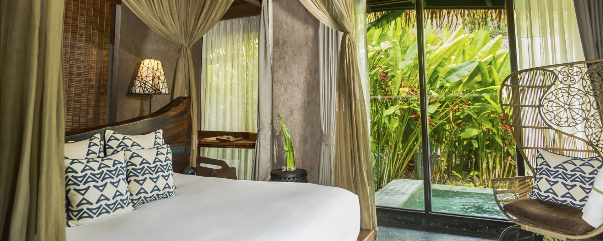 Keemala in Phuket:  Keemala Phuket Clay Pool Badezimmer
