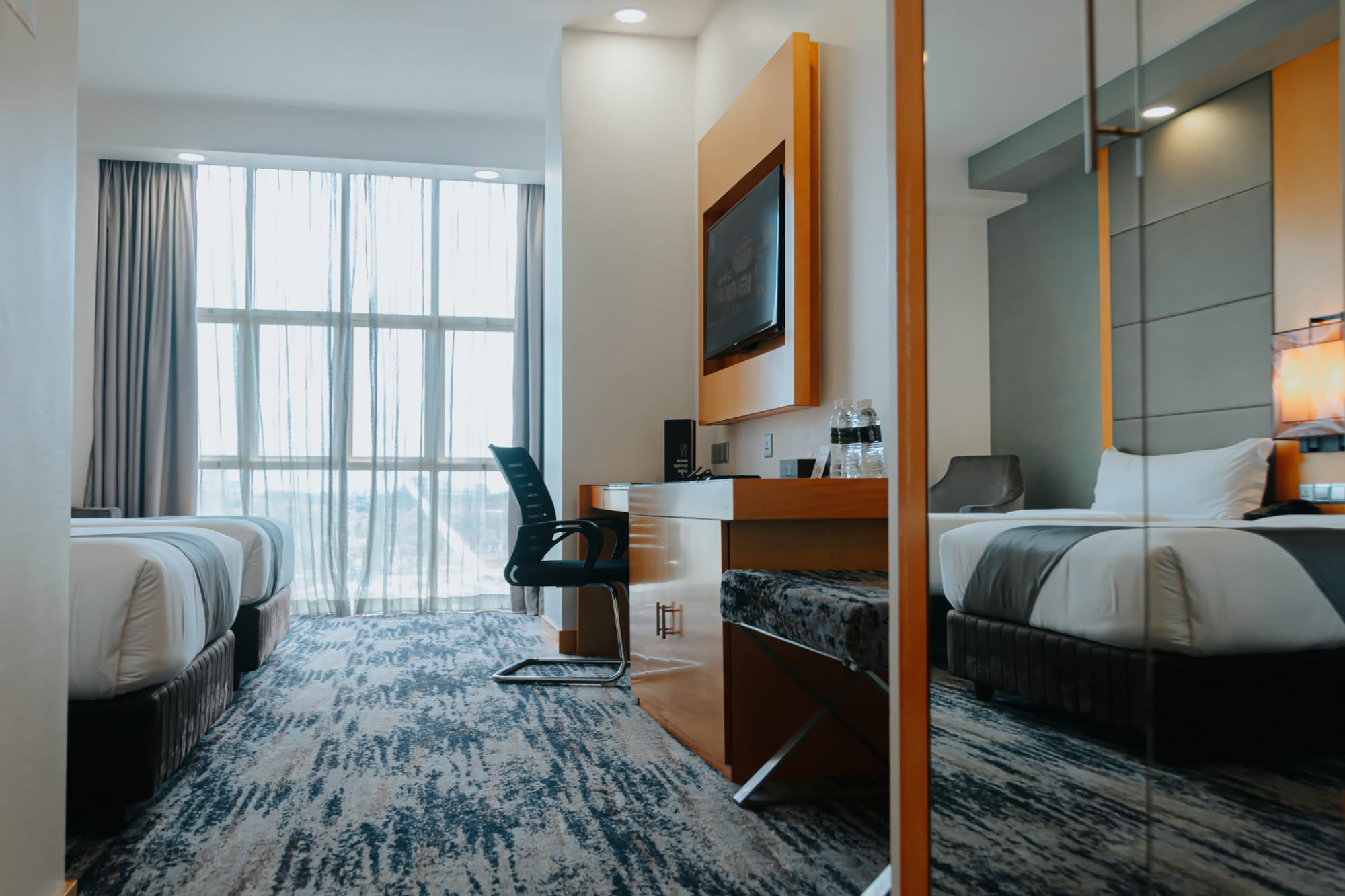 The Waterfront Hotel in Kuching:  Premier Twin Zimmer