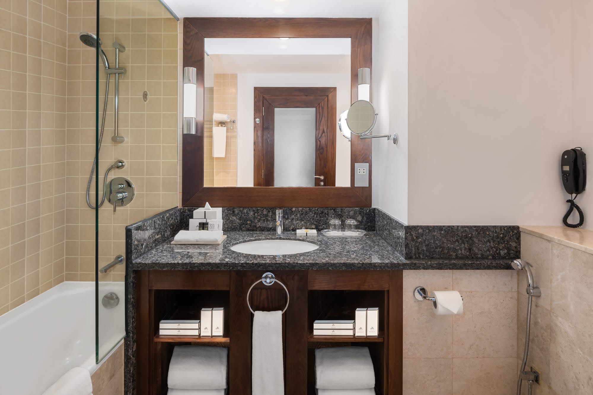 JA Ocean View Hotel in Dubai:  JA Ocean View Hotel - Wohnbeispiel