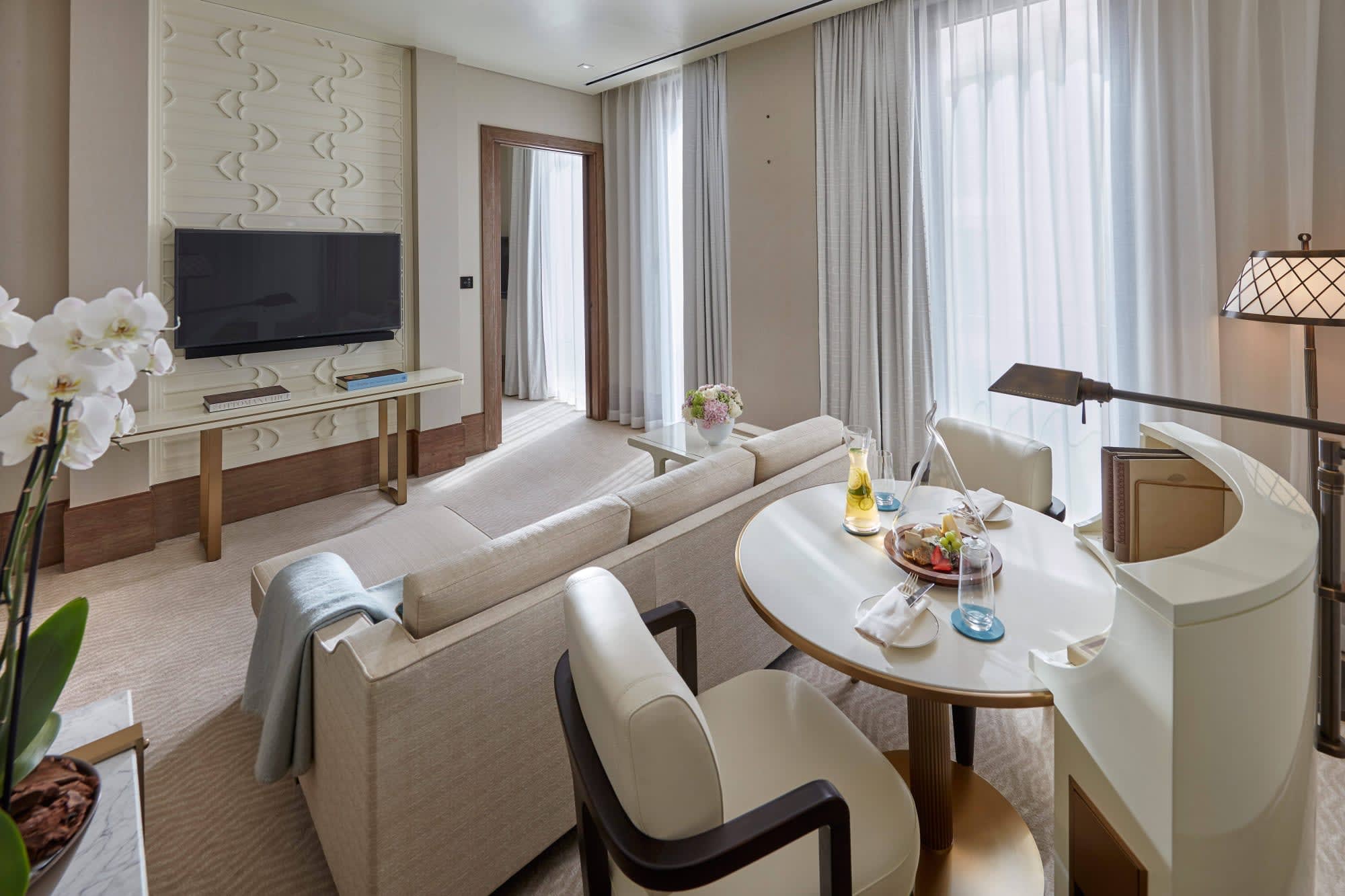 Mandarin Oriental Doha: Mandarin Oriental Doha - Deluxe Suite