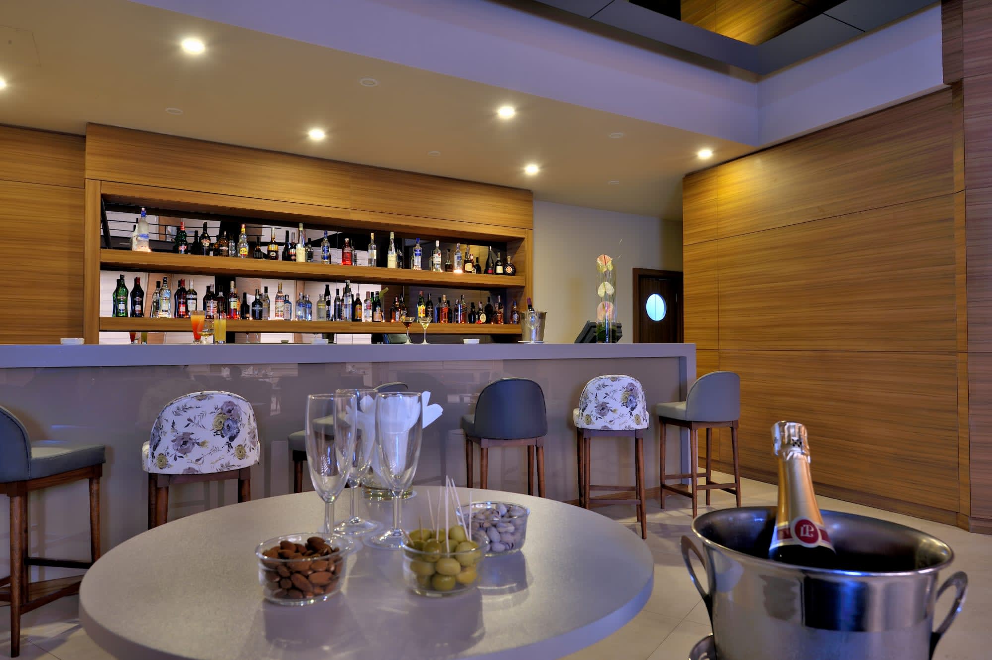 Kenzi Basma Hotel in Casablanca:  Marokko Kenzi Basma Hotel Casablanca - Bar