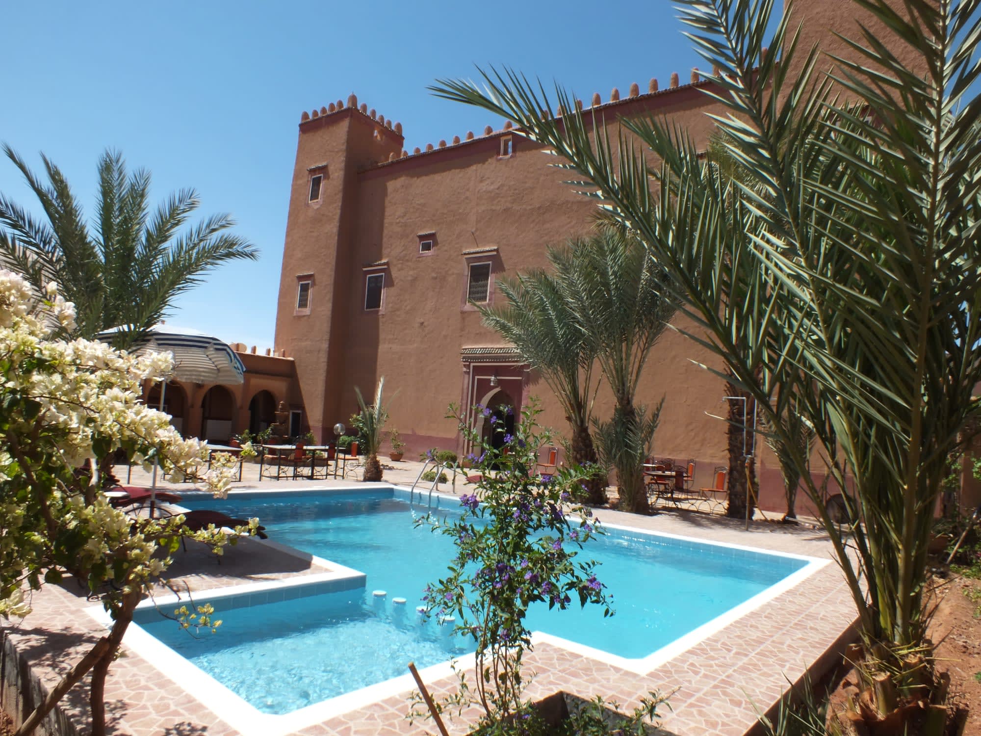 Hotel Tomboctou Tinghir in Ouarzazate | Skoura | Dades-Tal: Marokko Hotel Tombouctou Tinerhir - Pool