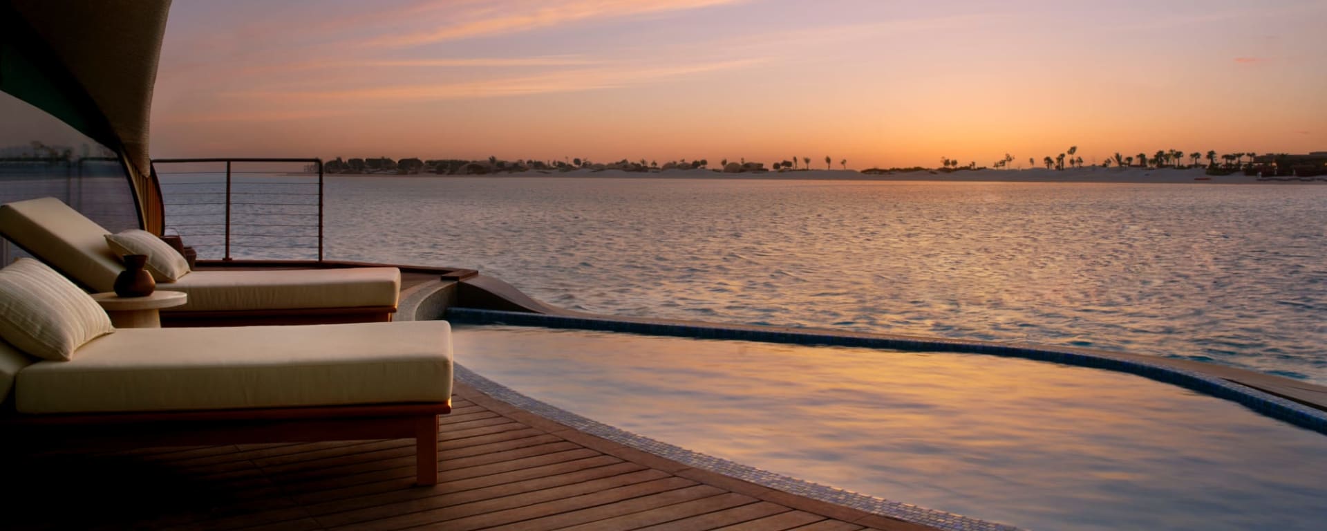 Nujuma, a Ritz-Carlton Reserve in The Red Sea:  Nujuma, a Ritz Carlton Reserve - Wasser Villa
