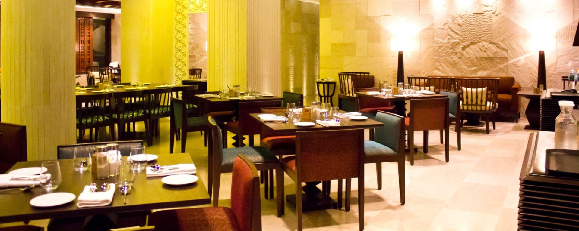 The Mirador in Mumbai | Maharashtra: The Mirador Mumbai Restaurant