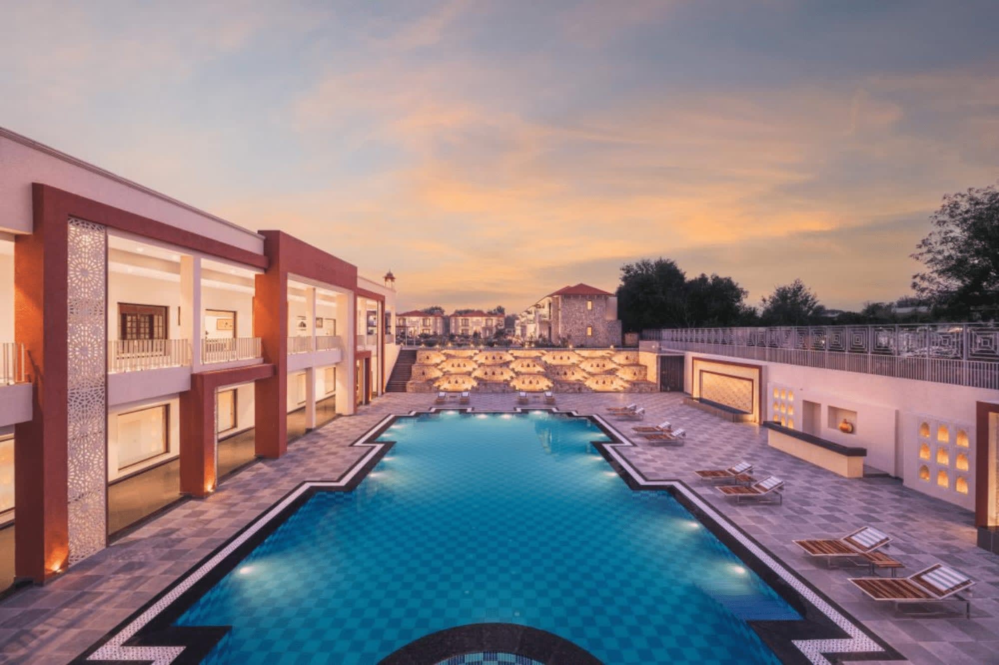 Bookmark Resort in Ranthambore NP:  Indien Jogi Mahal Bookmark Ranthambore Pool