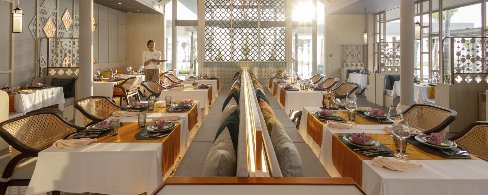 The Little Shore Khao Lak by Katathani: Thailand The Little Shore Param Para Restaurant