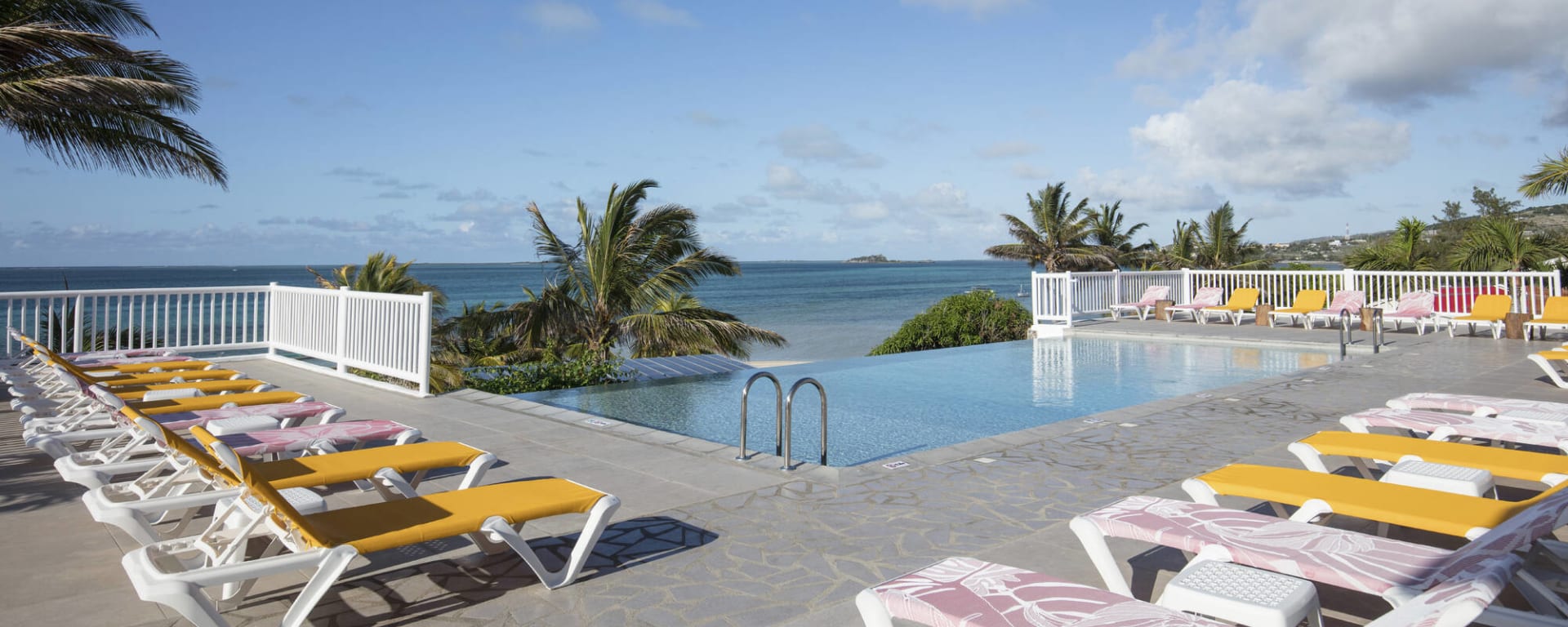 C Rodrigues Mourouk: Mauritius Rodrigues C Rodrigues Mourouk Pool