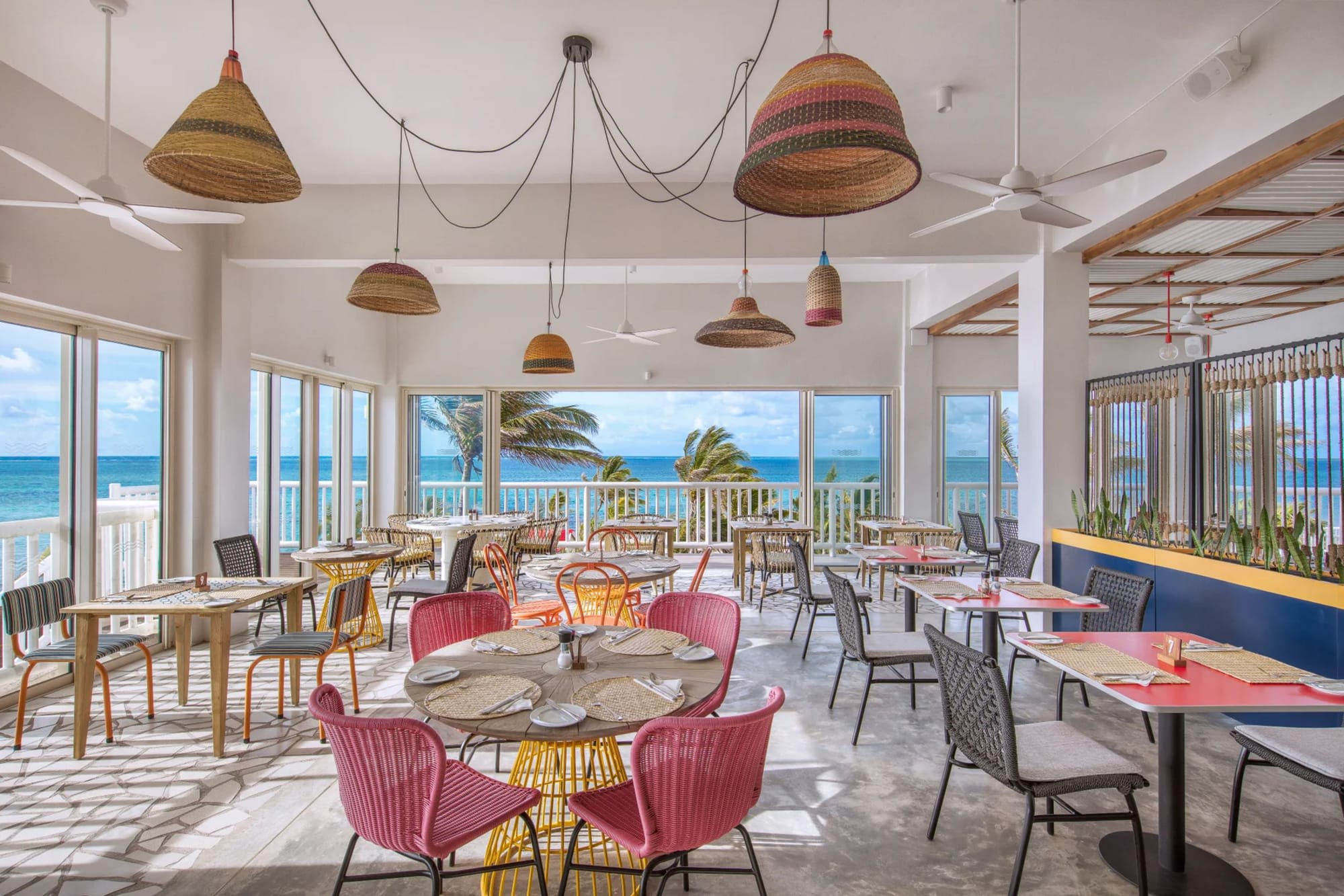 C Rodrigues Mourouk: Mauritius Rodrigues C Rodrigues Mourouk Sails Restaurant