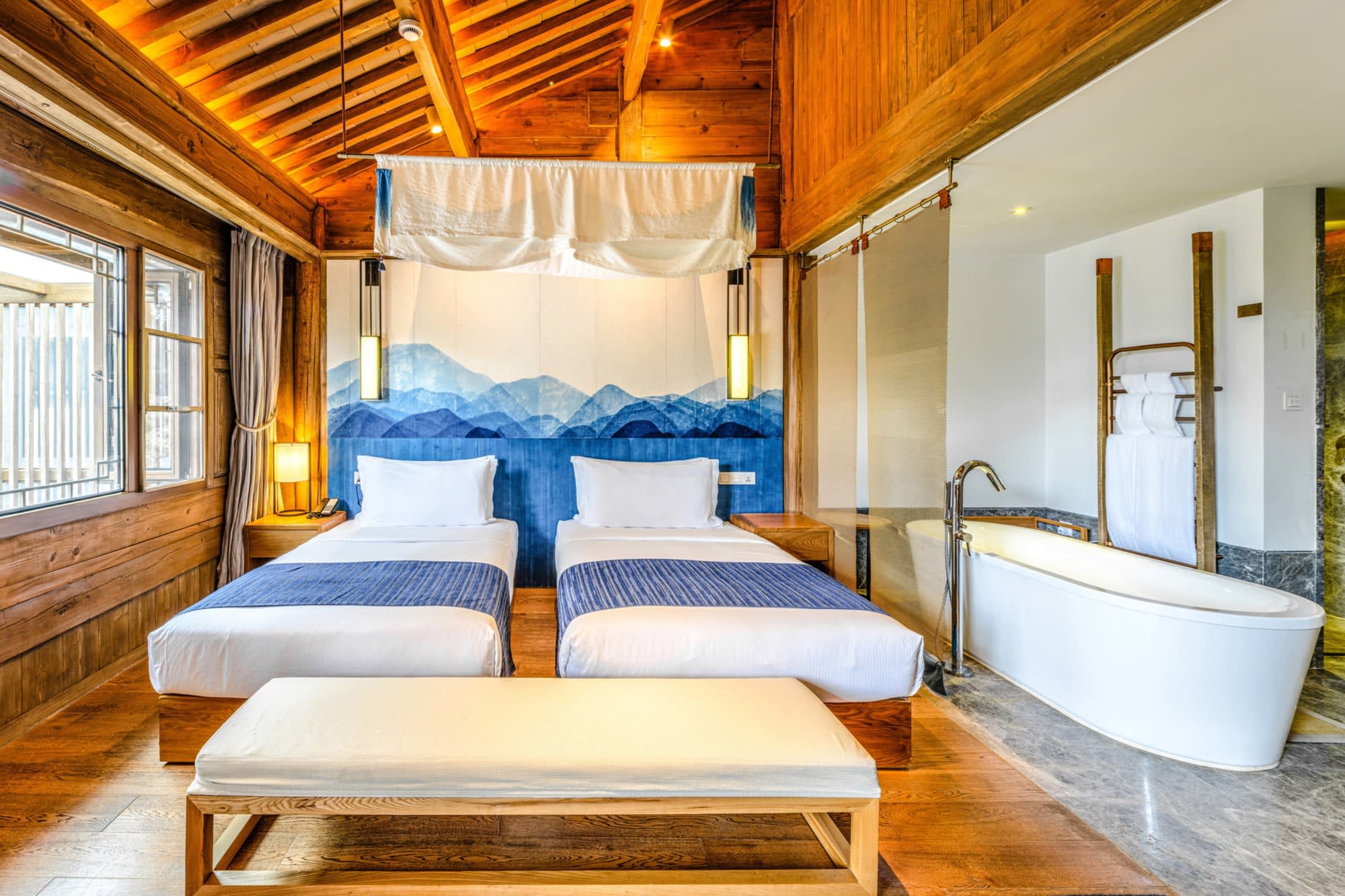 LUX* Lijiang: China LUX* Lijiang - Junior Suite