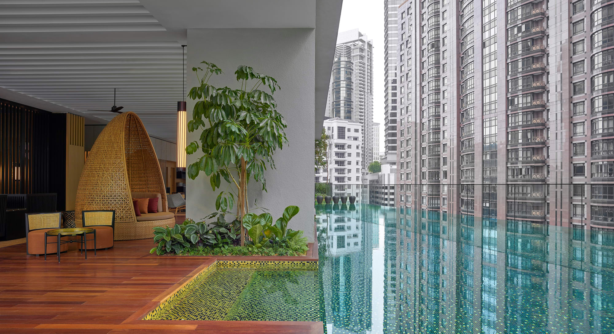 The RuMa Hotel and Residences Kuala Lumpur: The RuMa Hotel and Residences Infinity Pool