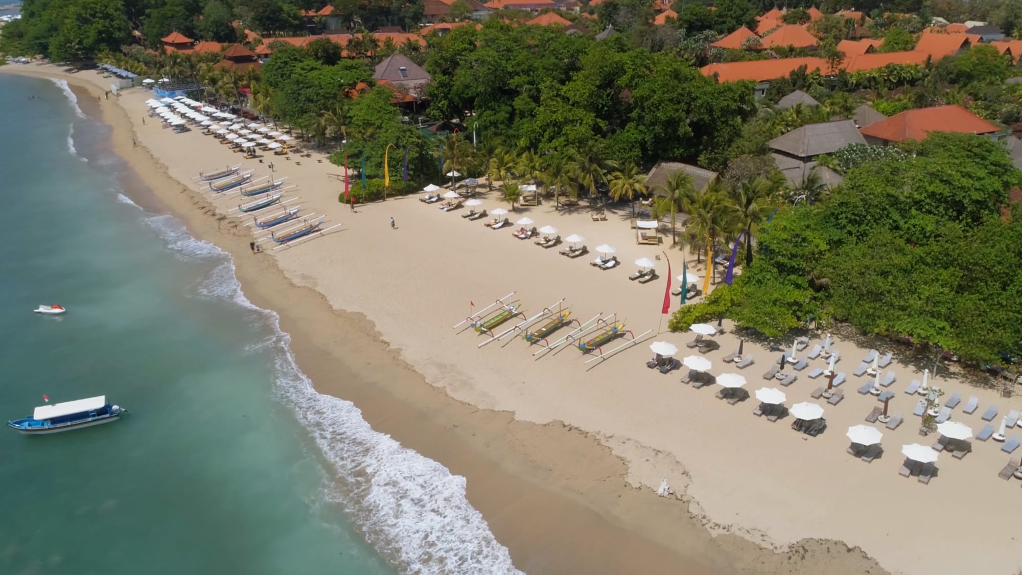 Tandjung Sari Hotel in Süd-Bali: Bali Tandjung Sari Strand